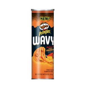 Pringles - Wavy Applewood Smoked Cheddar